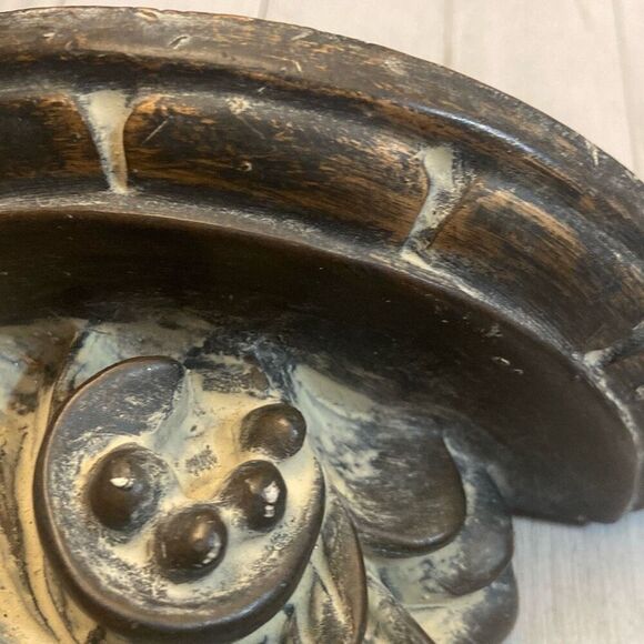 Pair Acanthus Leaf Ornate Wall Shelves Distressed Gold Brown Tan Tones Regency - Picture 8 of 12